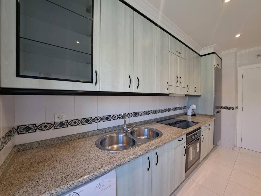 Apartamento Panxon, A Unos Metros De La Playa. Nigrán Exterior foto