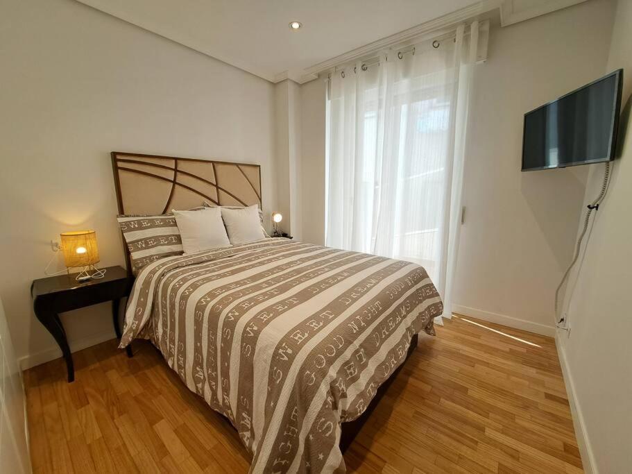Apartamento Panxon, A Unos Metros De La Playa. Nigrán Exterior foto